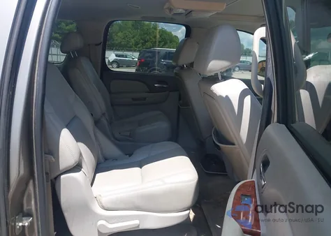 2007 Chevrolet Suburban 1500 Ltz z USA, uszkodzony, nr VIN 3GNFC16007G175621